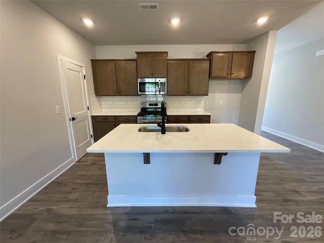 718 Longleaf Avenue 30, Gastonia, NC 28056
