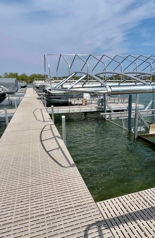 2156 Shady Lane, Detroit Lakes, MN 56501