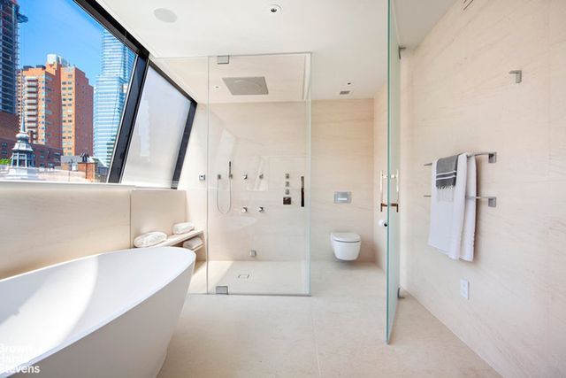 251 E 61ST Street, New York City, NY 10065