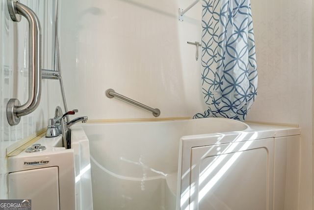 104 Nugget Lane, Ellijay, GA 30540