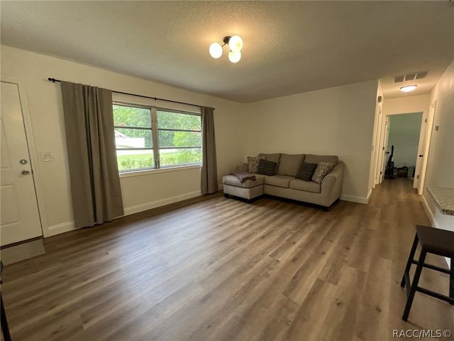 3164 SE 11th Street, Ocala, FL 34471