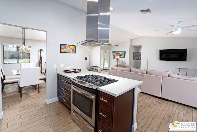 2342 N San Gorgonio Road, Palm Springs, CA 92262