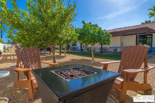 2342 N San Gorgonio Road, Palm Springs, CA 92262