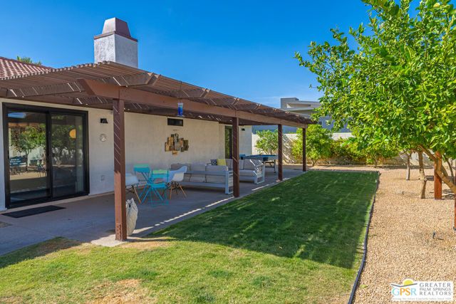 2342 N San Gorgonio Road, Palm Springs, CA 92262