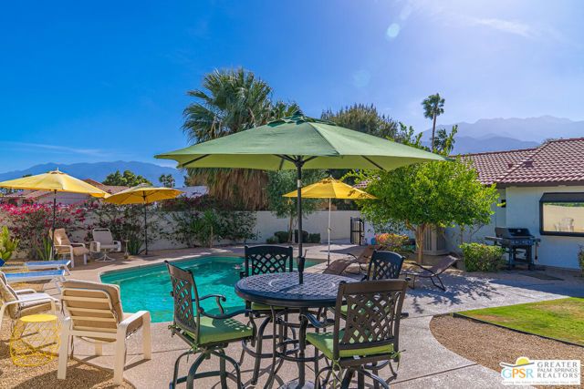 2342 N San Gorgonio Road, Palm Springs, CA 92262