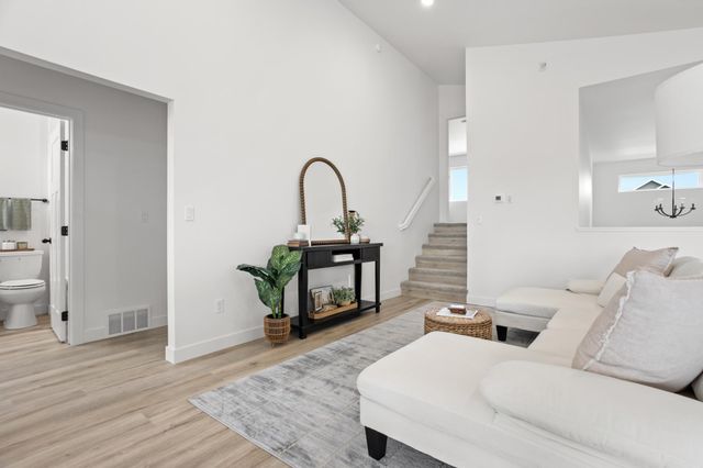 2533 38th Avenue S, Moorhead, MN 56560