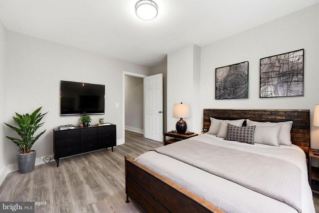 2115 REED ST, Philadelphia, PA 19146