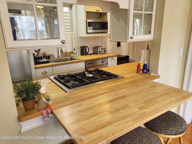 80 Heck Avenue, Ocean Grove, NJ 07756