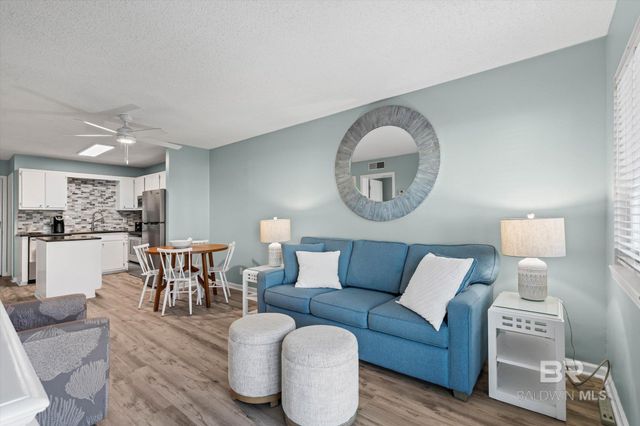 400 Plantation Road 1111, Gulf Shores, AL 36542