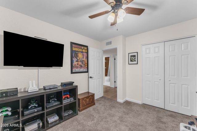 3046 E GLADE Avenue, Mesa, AZ 85204