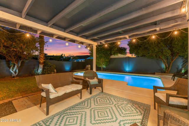 3046 E GLADE Avenue, Mesa, AZ 85204