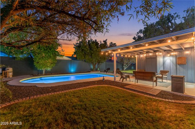 3046 E GLADE Avenue, Mesa, AZ 85204