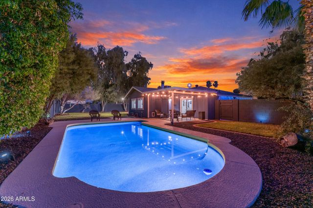 3046 E GLADE Avenue, Mesa, AZ 85204