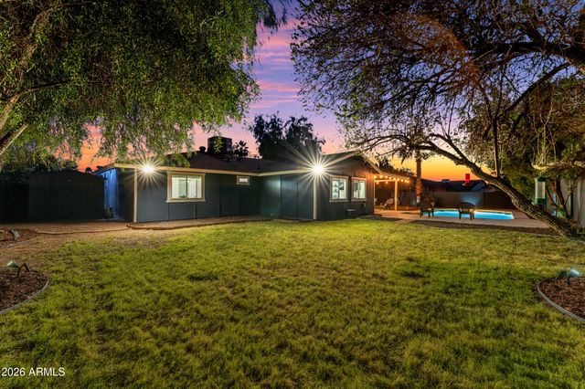 3046 E GLADE Avenue, Mesa, AZ 85204