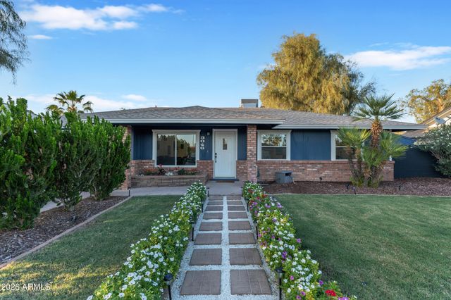 3046 E GLADE Avenue, Mesa, AZ 85204