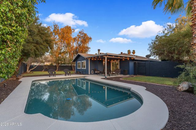 3046 E GLADE Avenue, Mesa, AZ 85204