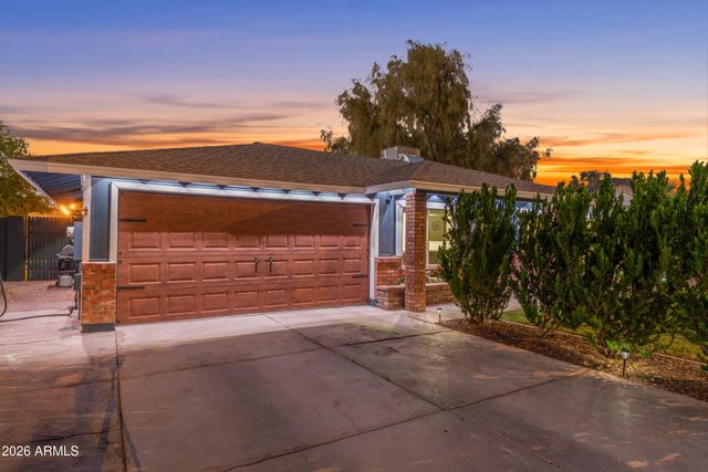 3046 E GLADE Avenue, Mesa, AZ 85204