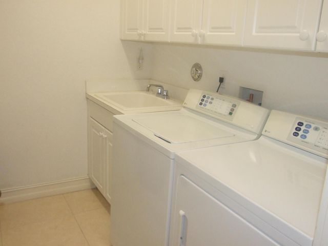1000 N US Highway 1 W 809, Jupiter, FL 33477