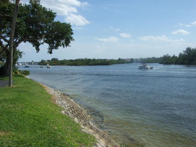 1000 N US Highway 1 W 809, Jupiter, FL 33477