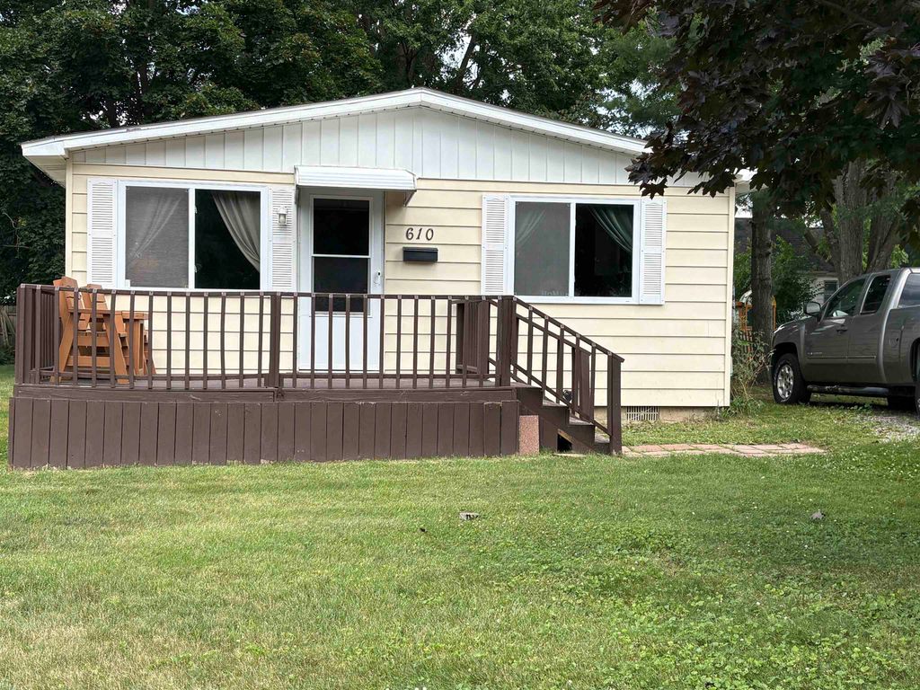610 Cherry Street, Clio, MI 48420