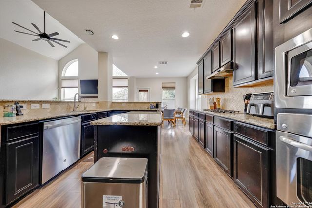 23902 Alpine Ldg, San Antonio, TX 78258