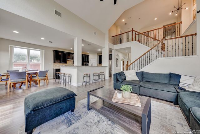 23902 Alpine Ldg, San Antonio, TX 78258