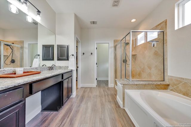 23902 Alpine Ldg, San Antonio, TX 78258