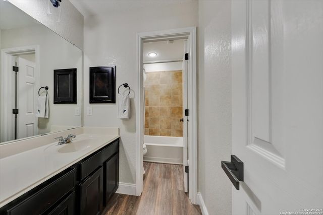 23902 Alpine Ldg, San Antonio, TX 78258