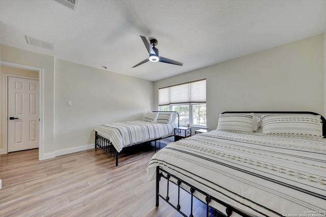23902 Alpine Ldg, San Antonio, TX 78258