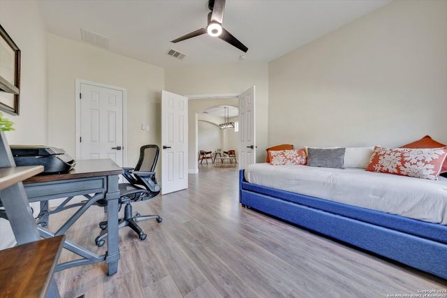 23902 Alpine Ldg, San Antonio, TX 78258