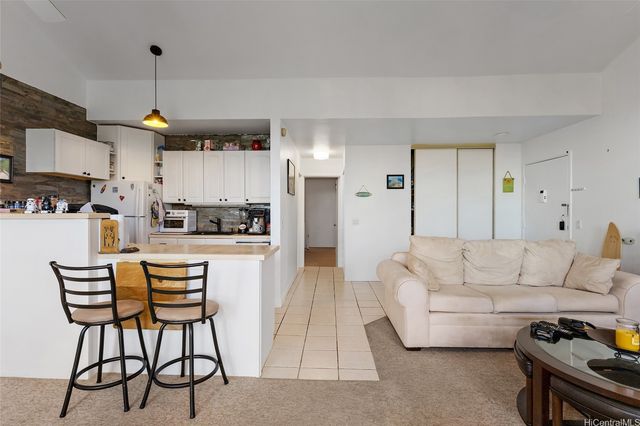 84-687 Ala Mahiku Street 27122C, Waianae, HI 96792