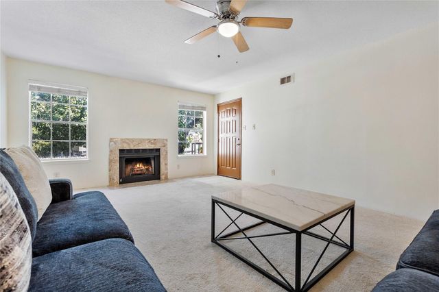 9700 Leawood Boulevard 404, Houston, TX 77099