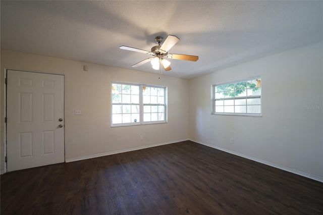 2312 32ND AVENUE N, St Petersburg, FL 33713
