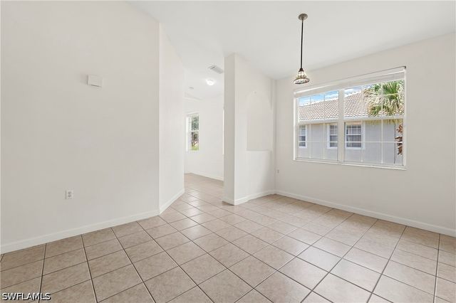 3059 Horizon LN 1602, Naples, FL 34109