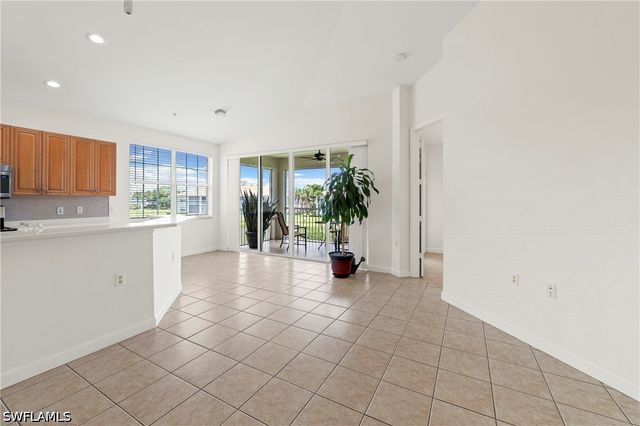 3059 Horizon LN 1602, Naples, FL 34109