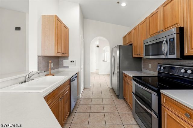 3059 Horizon LN 1602, Naples, FL 34109