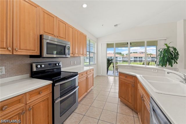 3059 Horizon LN 1602, Naples, FL 34109