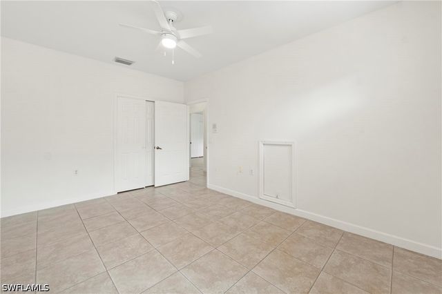 3059 Horizon LN 1602, Naples, FL 34109