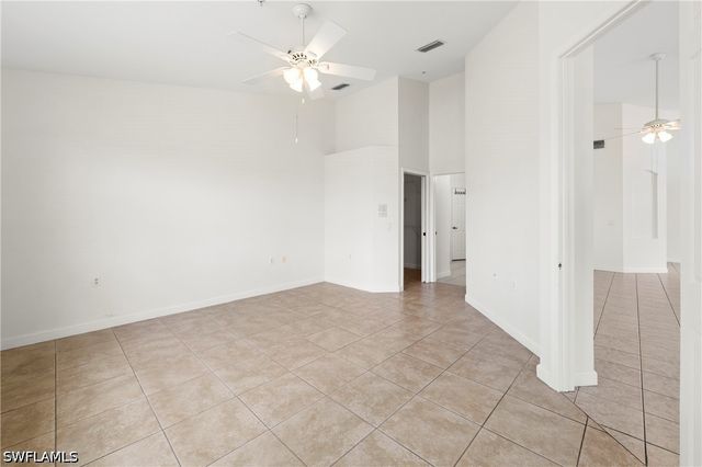 3059 Horizon LN 1602, Naples, FL 34109