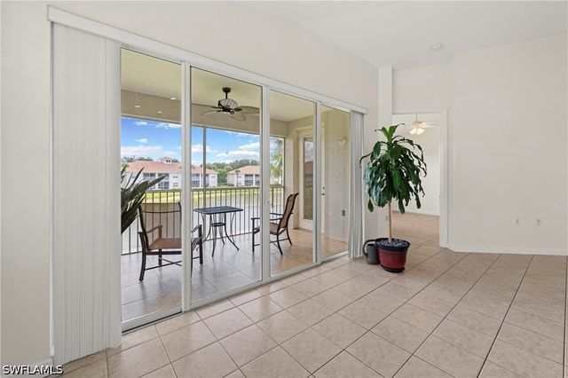 3059 Horizon LN 1602, Naples, FL 34109