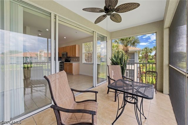 3059 Horizon LN 1602, Naples, FL 34109