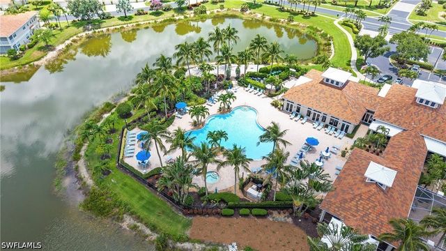 3059 Horizon LN 1602, Naples, FL 34109