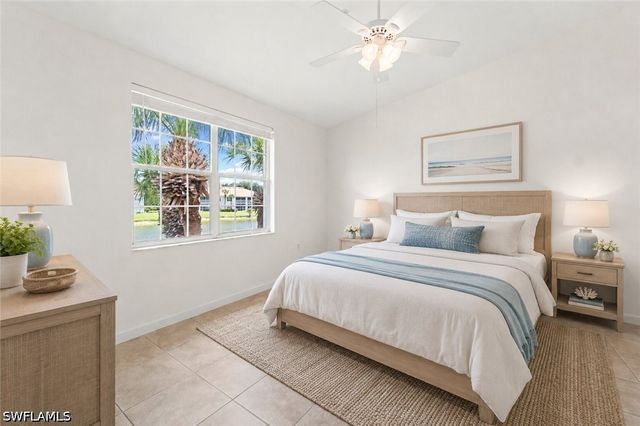 3059 Horizon LN 1602, Naples, FL 34109