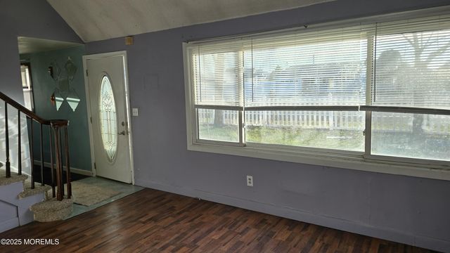 131 Veeder Lane, Bayville, NJ 08721