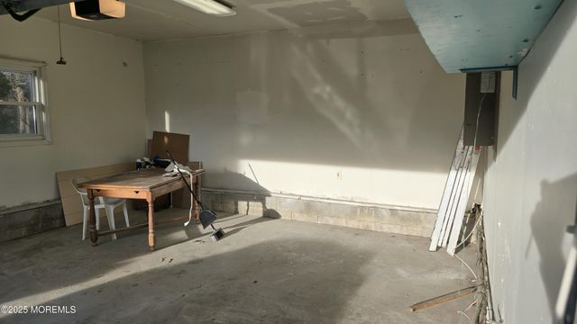 131 Veeder Lane, Bayville, NJ 08721