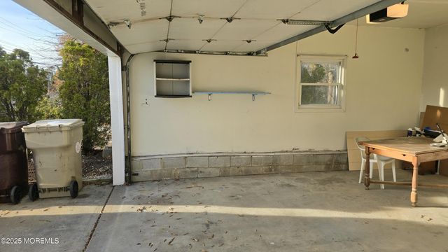 131 Veeder Lane, Bayville, NJ 08721