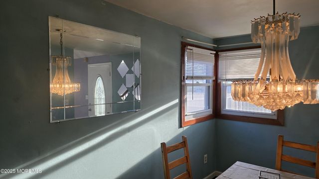 131 Veeder Lane, Bayville, NJ 08721