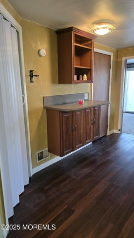 131 Veeder Lane, Bayville, NJ 08721