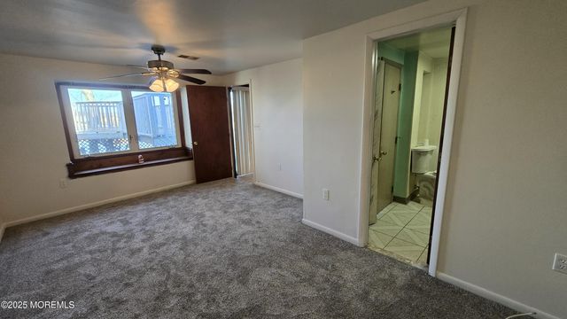 131 Veeder Lane, Bayville, NJ 08721