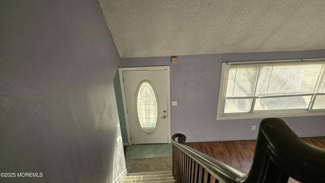 131 Veeder Lane, Bayville, NJ 08721